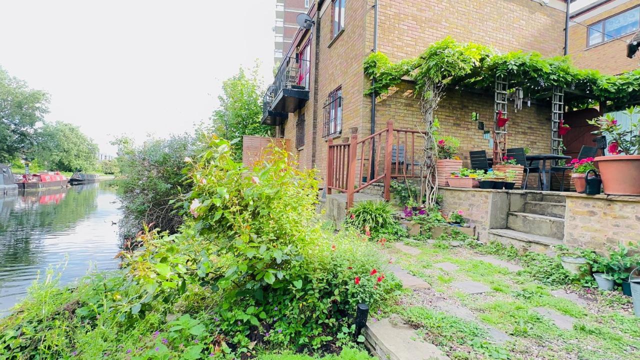 Amazing Location - City Of London- 2 Bedroom Stunning Canal View House With Private Garden,Parking & Balcony ภายนอก รูปภาพ